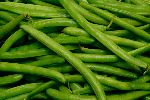 istock Close-up of uncut string beans 146798760