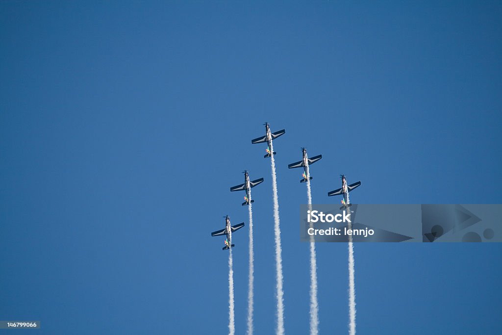 Fünf Flugzeuge in Bildung - Lizenzfrei Akrobat Stock-Foto