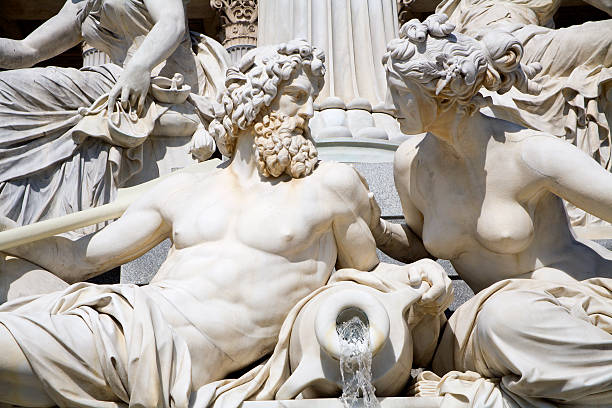 istock Vienna - Athena fountain 146799490