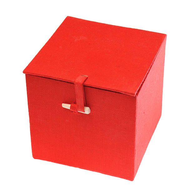 Caixa vermelha isolado a branco - fotografia de stock