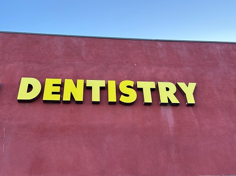 Dentist sign
