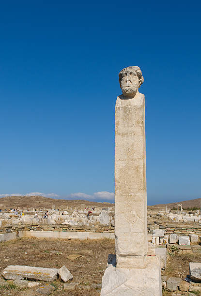 istock Ruins of Delos, Greece 146804395