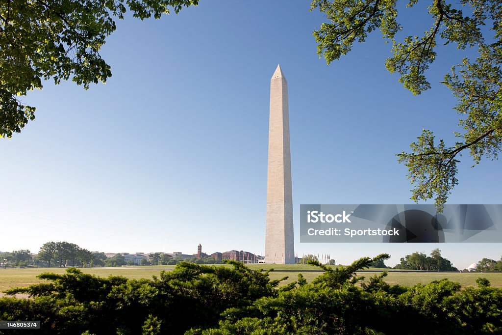 Monumento de Washington contra claro céu azul - Royalty-free Ao Ar Livre Foto de stock