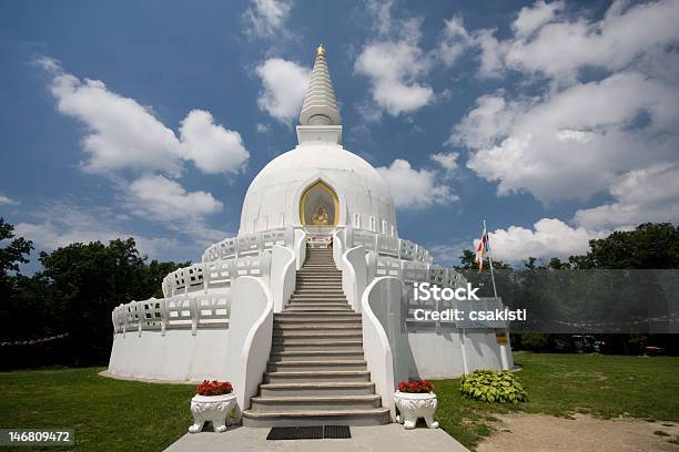 Estupa Foto de stock y más banco de imágenes de Arquitectura - Arquitectura, Arquitectura exterior, Asia