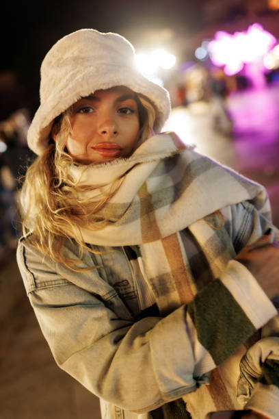 istock Enjoying festive evening in the city 1468148391