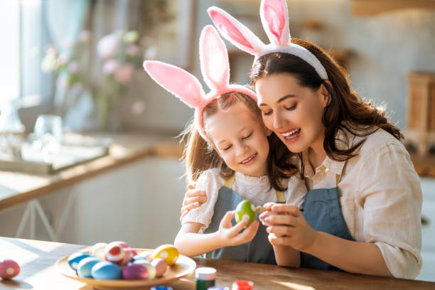 istock happy family at Easter 1468154301