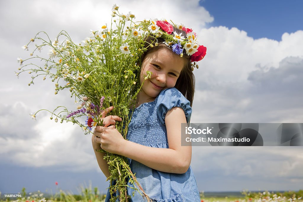 Kleines Land Mädchen - Lizenzfrei Blume Stock-Foto