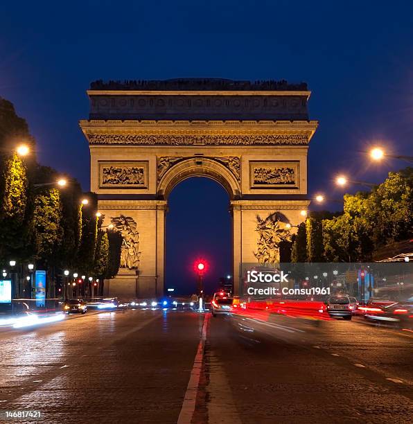 Arc De Triomphe Foto de stock y más banco de imágenes de Avenida de los Campos Elíseos - Avenida de los Campos Elíseos, Noche, Arco - Característica arquitectónica