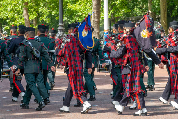 band of the brigade of gurkhas during guards changing parade on the mall in london uk on may 18, 2022 - guard of honor imagens e fotografias de stock