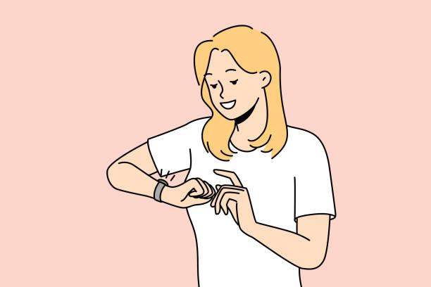 illustrazioni stock, clip art, cartoni animati e icone di tendenza di la donna sorridente controlla il tempo sull'orologio da polso - checking the time women impatient wristwatch