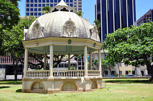 istock Royal Bandstand, Honolulu, Hawaii 146823609