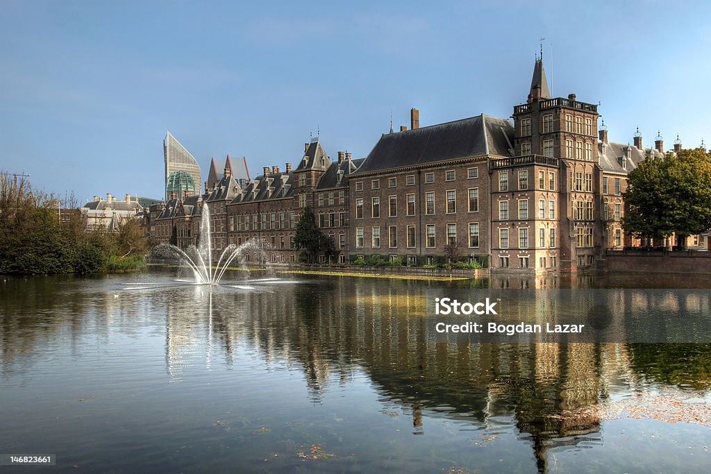 Binnenhof, Den Haag, los Países Bajos - Foto de stock de Agua libre de derechos