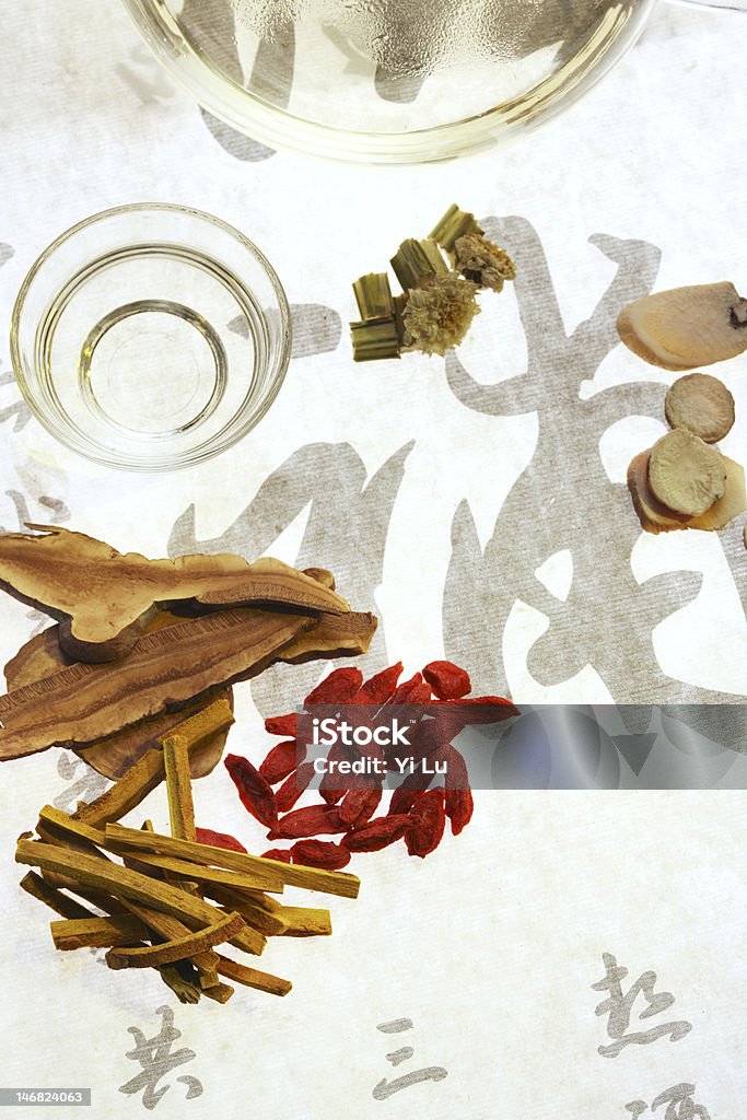 Medicina chinesa de ervas e conjunto de chá - Foto de stock de Caligrafia royalty-free