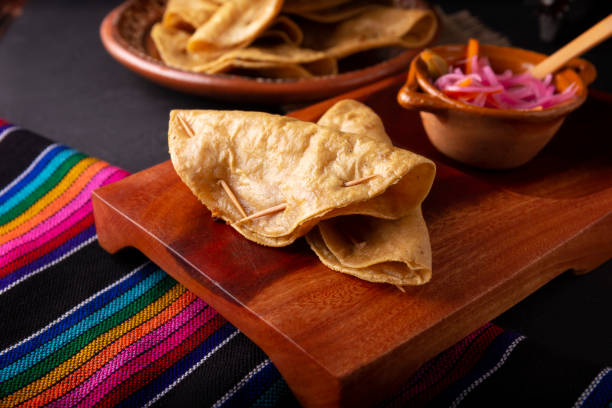 istock Crunchy Tuna Tacos 1468297342