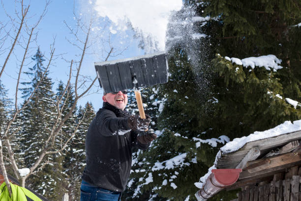 istock Enjoying a sunny winter day on the mountain. 1468309915