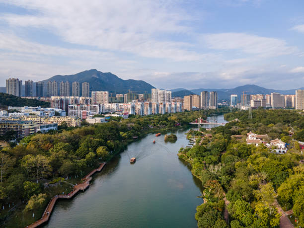 istock Rivers surrounding the city 1468354064