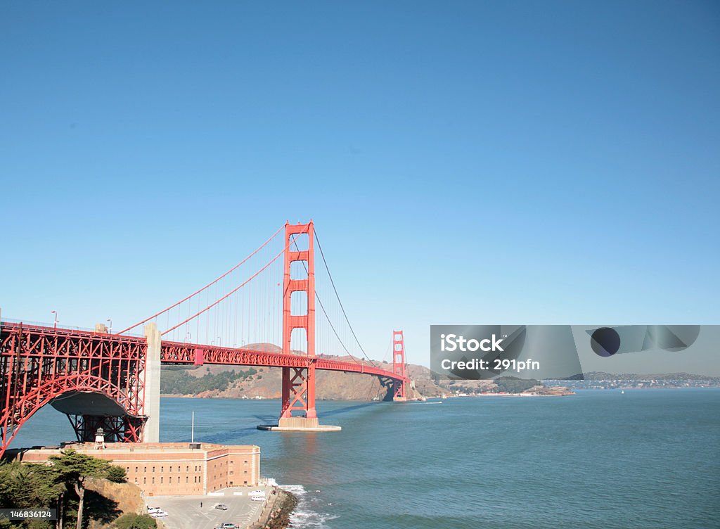 Golden Gate Bridge - Lizenzfrei Bedeckter Himmel Stock-Foto