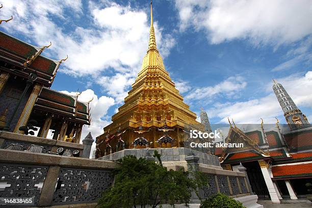 Tailândia Banguecoque Wat Phra Kaew - Fotografias de stock e mais imagens de Ao Ar Livre - Ao Ar Livre, Arquitetura, Banguecoque