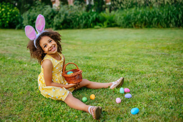 istock a girl Wish the Best Easter Wishes 1468457415