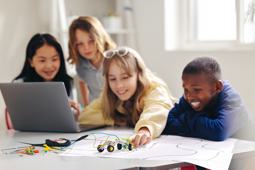 Computer Engineering For Children Exploring Computer Science With Handson Robot Programming For Kids ...