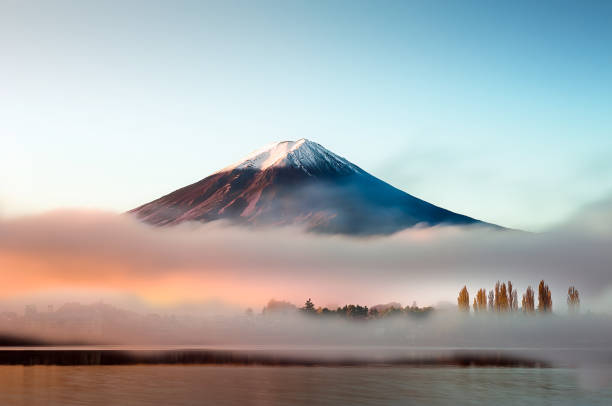 berg fuji - winter sunrise mountain snow stock-fotos und bilder