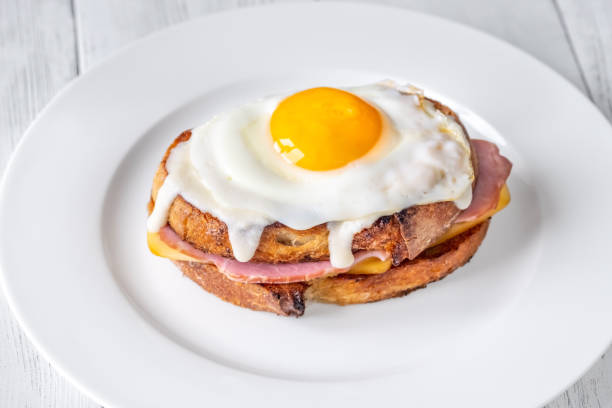 istock Croque madame sandwich 1468500125
