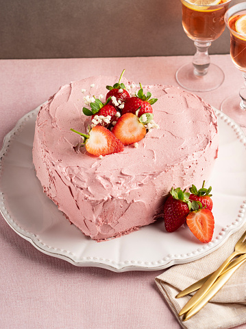 Cake, Baked Pastry Item, Pink Color, Strawberry, Birthday cake, Happy Birthday, Food and drink, Food, Chocolate, Heart-shaped, Sponge Cake, Naked cake