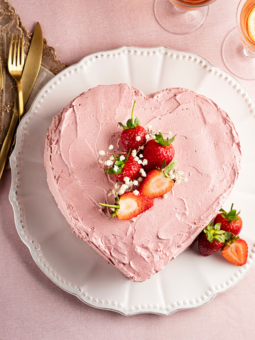 Cake, Baked Pastry Item, Pink Color, Strawberry, Birthday cake, Happy Birthday, Food and drink, Food, Chocolate, Heart-shaped, Sponge Cake,Naked cake