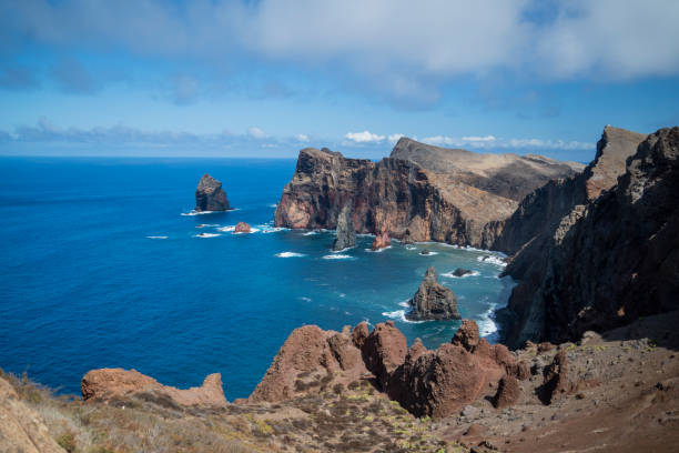istock Cliff near to ocean 1468534133