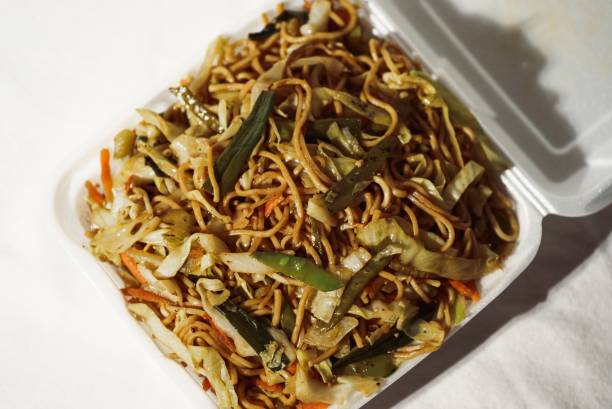 istock Lo mein from Chinese restaurant in white takeout box 1468560730