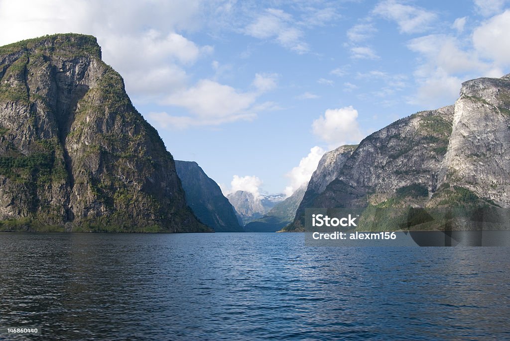 네뢰피오르드 노르웨이에서, 유네스코 세계 문화유산 보호지역 가입년도 2005 - 로열티 프리 0명 스톡 사진