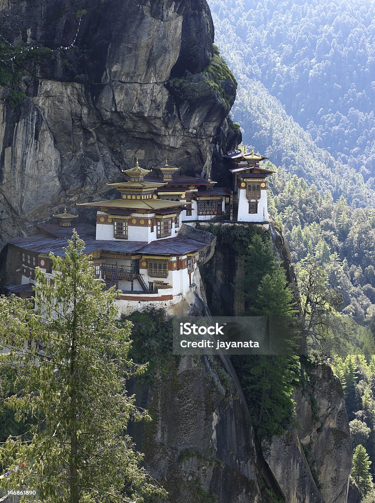 Monasterio Taktsang en Paro Bután - Foto de stock de Monasterio Taktsang libre de derechos