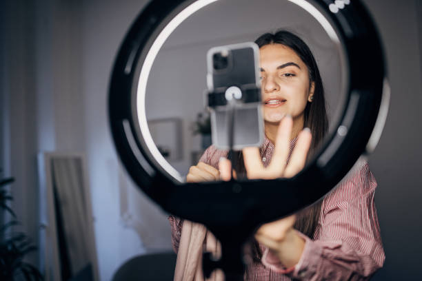 istock Fashion influencer 1468667633