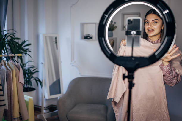 istock Fashion influencer 1468667788