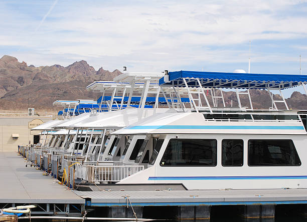 istock Fleet of Houseboats 146867444