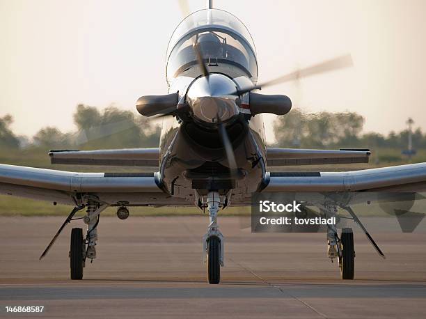 Spinning Stockfoto und mehr Bilder von Abheben - Aktivität - Abheben - Aktivität, Cockpit, Flugzeug