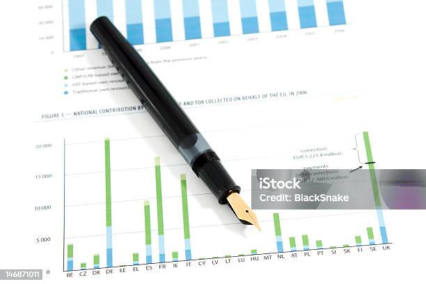 Fountainpen And Graph Stock Photo - Download Image Now - Analyzing, Annual Event, Business