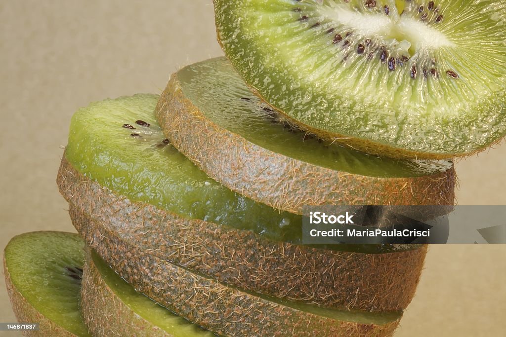 Rodajas de Kiwi - Foto de stock de Alimento libre de derechos