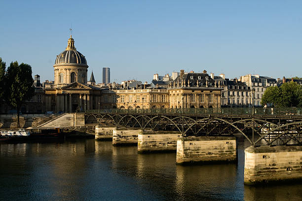 istock French institute of Paris 146873466