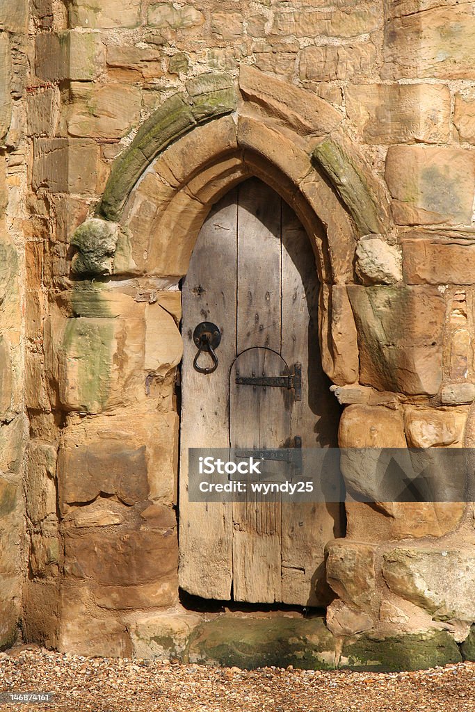 Antigua puerta - Foto de stock de Antiguo libre de derechos
