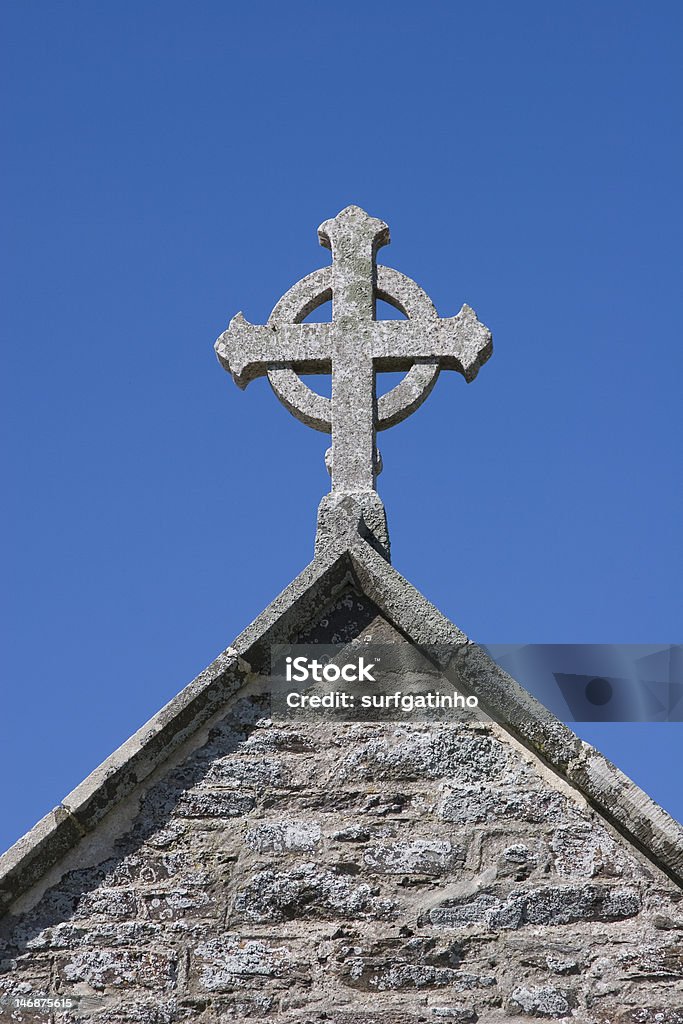 Cruz celta de gallina Cornish iglesia - Foto de stock de Capilla libre de derechos