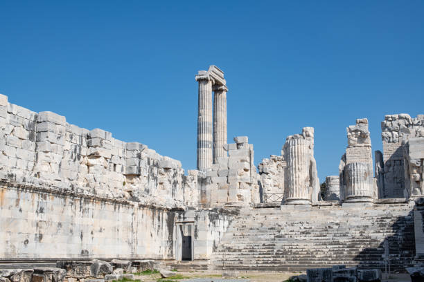 Temple of Didim Apollon This Temple Built in 600 BC