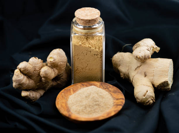 zenzero - ginger root ingredient nature foto e immagini stock