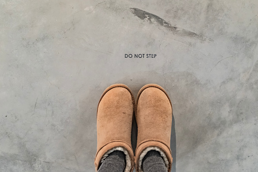 See the DO NOT STEP reminder on the ground