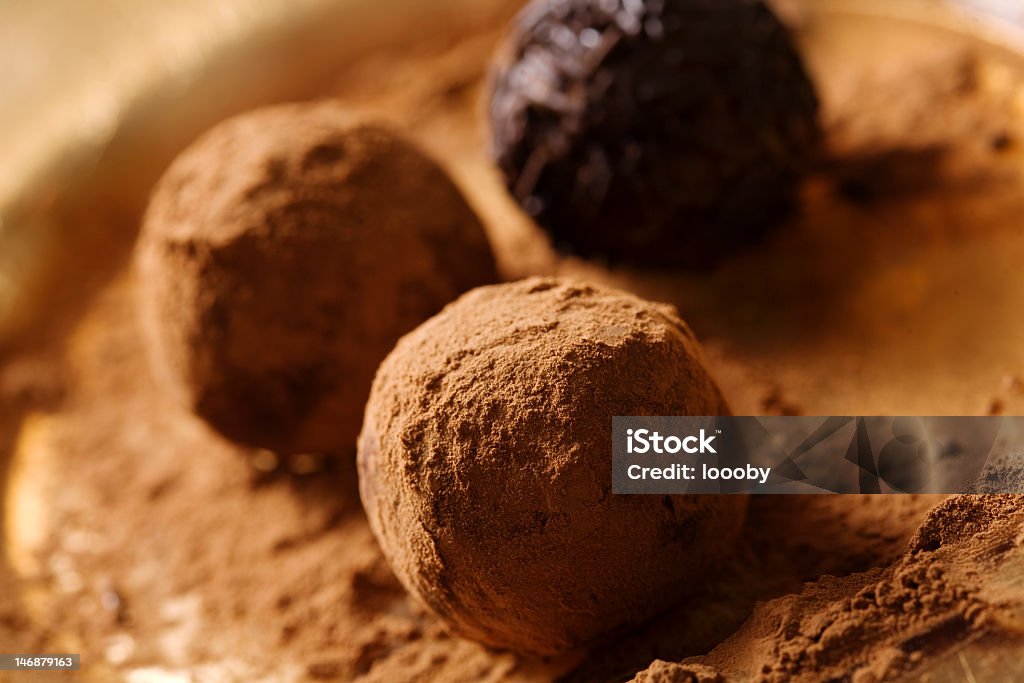 Tartufi al cioccolato - Foto stock royalty-free di Cibo