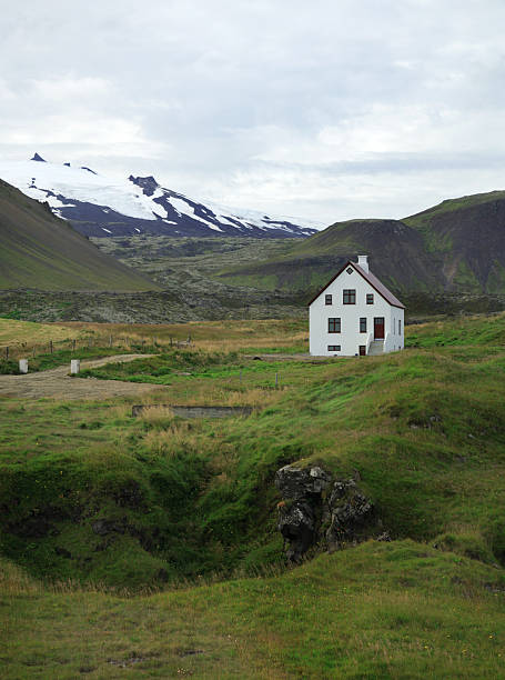 istock Snaefellsjokull and the white house 146880286
