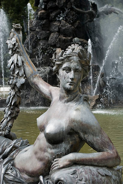 istock Fragment of fountain: nude woman 146880299