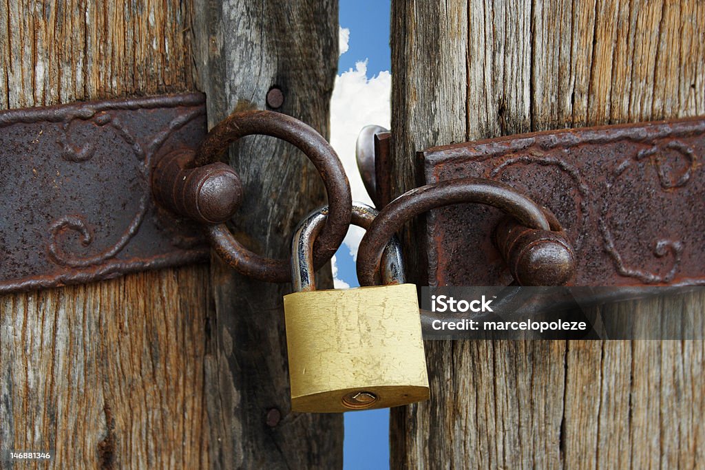 Bloqueado heaven gate - Foto de stock de Acessibilidade royalty-free