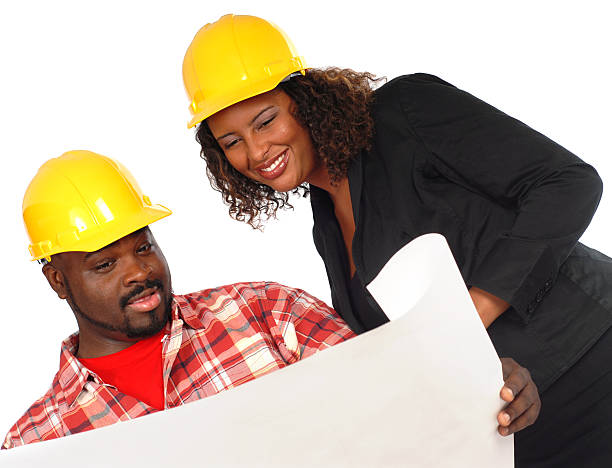 reading werkzeuge - minority african ethnicity business hardhat stock-fotos und bilder