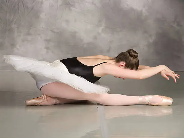 Photo of Ballerina in swan pose